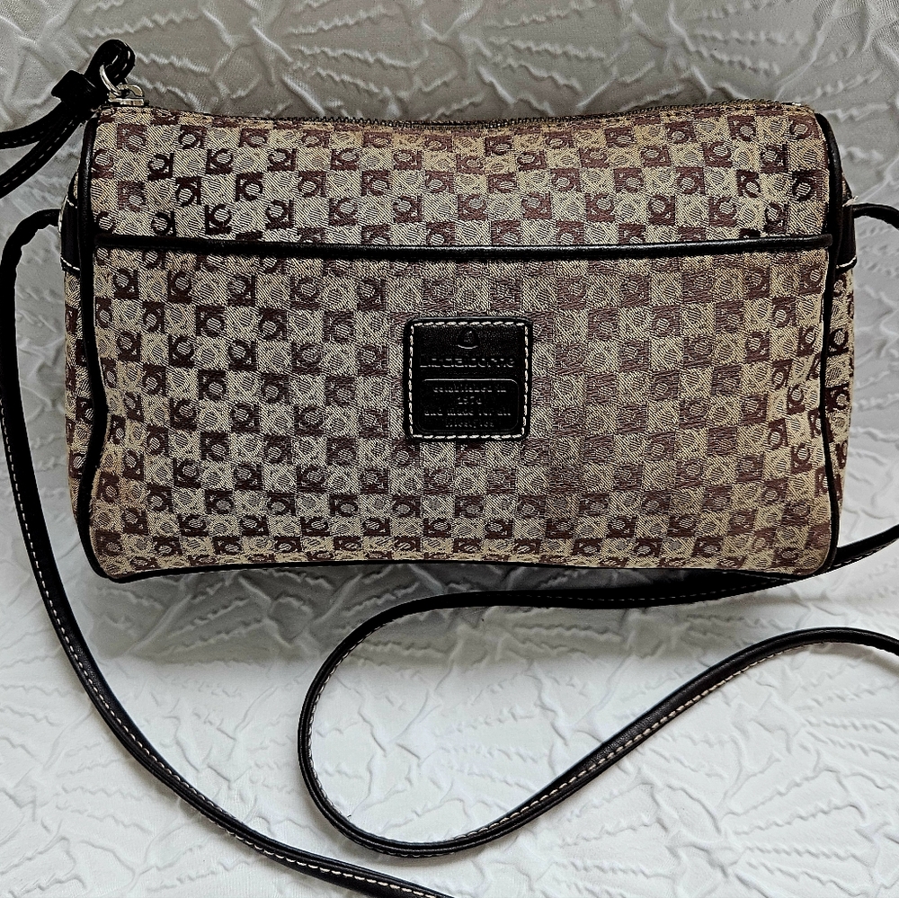 Y2K/90s Style VTG  Small Liz Claiborne Crossbody Purse Soft Fabric Pouch